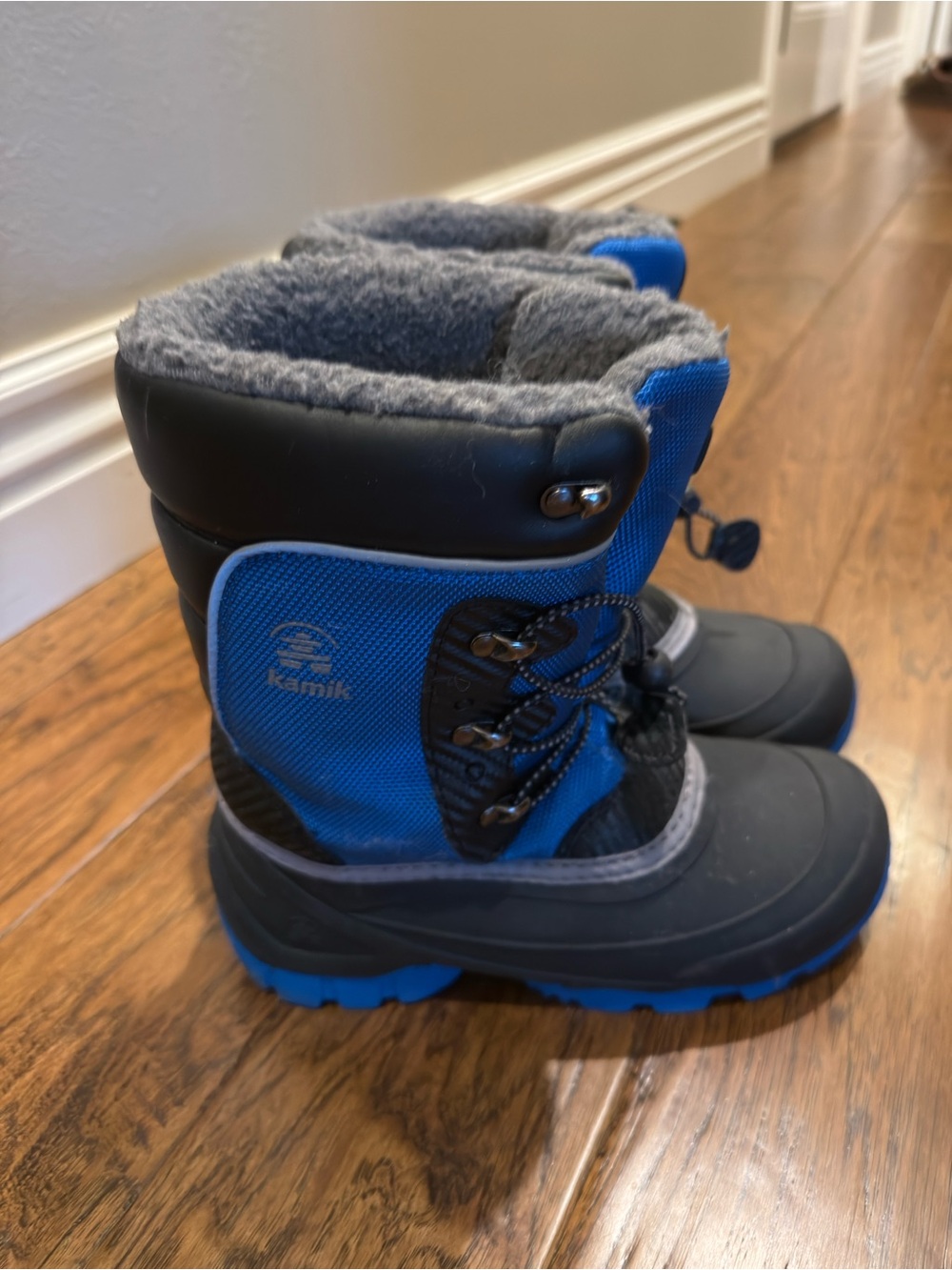 Kamik boys snow boots